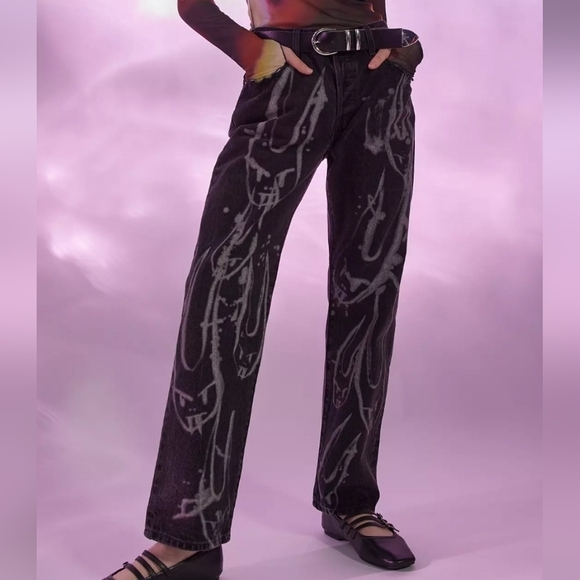 Levi's X Barbie Ferreira 501's Spitfire 90s Jeans in Distressed Black Sz 28 NWT - Picture 3 of 12